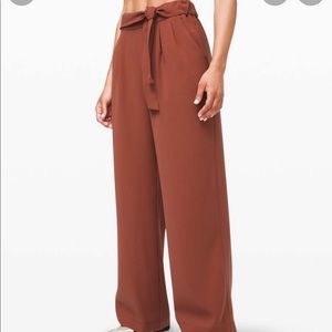 Lululemon Noir Pant